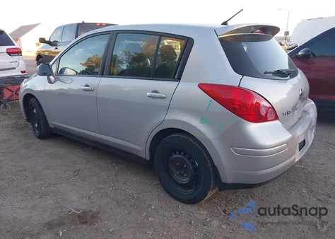 2009 Nissan Versa 1.8S из США, поврежденный, VIN 3N1BC13E79L376663